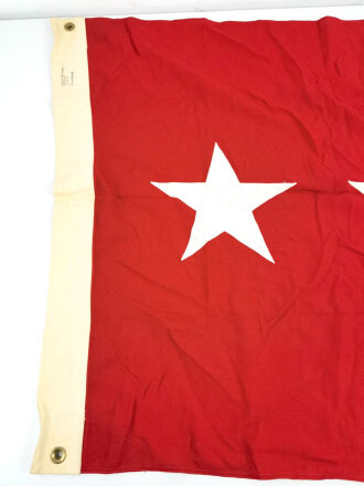 U.S. 1982 dated " Lt. General" flag. Very good condition, 83 x 135cm