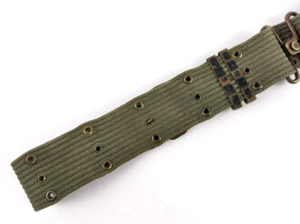 U.S. Army M-1956 Equipment belt ( pistol belt )...