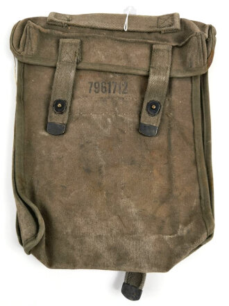 Bundeswehr,  Tasche für Fahrzeugpapiere. Ungereinigt