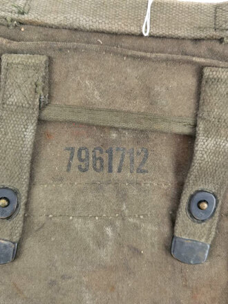 Bundeswehr,  Tasche für Fahrzeugpapiere. Ungereinigt