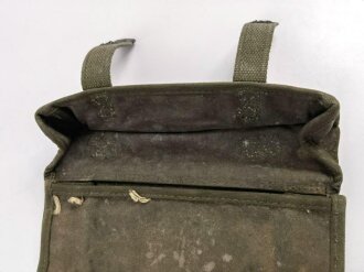 Bundeswehr,  Tasche für Fahrzeugpapiere . Ungereinigt