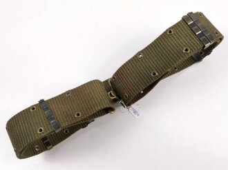 U.S. Army Nylon Equipment belt ( pistol belt . Size Large, most likely 1970´s