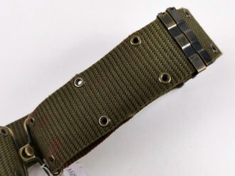 U.S. Army Nylon Equipment belt ( pistol belt . Size Large, most likely 1970´s