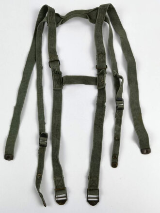 U.S. M- 1956 sleeping bag carrier, used