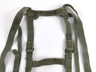 U.S. M- 1956 sleeping bag carrier, used