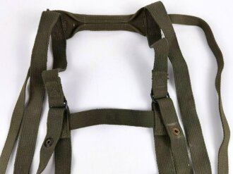 U.S. M- 1956 sleeping bag carrier, used