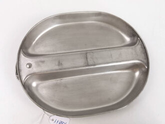 U.S. 1967 dated mess kit, very good condition