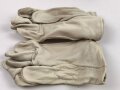 U.S. 1970 dated Gloves, Leather, Work M-1950, size 4, Unused, from the original bundle, you will receive 1 ( one ) pair