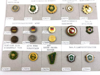 Deutschland nach 1945, Sammlung 28 Stück Nadeln zum Thema " Schießsport"