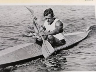 Sammelbilderalbum "Olympia 1936" - Band 2 Die Olympischen Spiele 1936 in Berlin und Garmisch-Partenkirchen, 165 Seiten, komplett, im Schutzumschlag