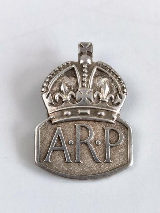 Großbritannien 2.Weltkrieg, "ARP" badge, showing the wearer is a memeber of the civil defence services (Luftschutz )