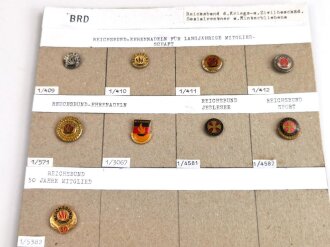 Deutschland nach 1945, Sammlung von 9 Stück diverse Abzeichen vom " Reichsbund der Kriegs- u. Zivilbeschädigten"
