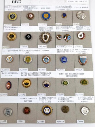 Deutschland nach 1945, Sammlung von 25 Stück diverse Abzeichen zum Thema " Handel und Gewerbe"