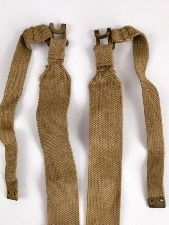 British WWII, Pair of Pattern 1937 Haversack shoulder straps (Left and right  webbing L straps ) used. A set of brass buckles included ( no picture )