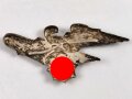 Reichsluftschutzbund, Adler aus Buntmetall für die Schirmmütze, das Hakenkreuz nicht geschwärzt
