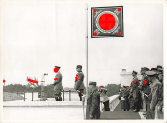 Foto Adolf Hitler am Rednerpult,  Reichsparteitag Nürnberg. Maße 18 x 24,5cm. " Bilderdienst Bittner Berlin"