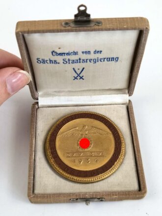 Braune Porzellanmedaille Meissen 1934. "1. Reichstheater Festwoche in Dresden" Durchmesser 51mm,  in zugehörigem Etui