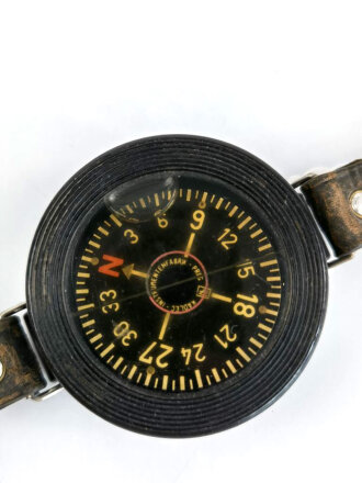 Luftwaffe, Armkompass AK39 für fliegendes Personal. Fl 23235, Bauart Kadlec.  Das Armband alt, unrichtig ergänzt