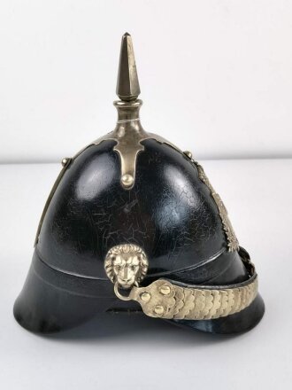 Bayern, Helm für Angehörige der Bürgerwehr Modell 1850. Zusammengehöriges, in allen Teilen originales Stück