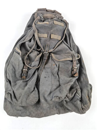 Luftwaffe  Rucksack , getragenes Stück mit Webtrageriemen, ungereinigt