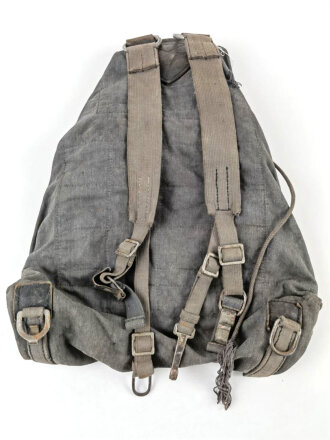 Luftwaffe  Rucksack , getragenes Stück mit Webtrageriemen, ungereinigt