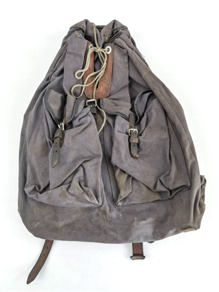 Luftwaffe Rucksack , getragenes Stück datiert 1940, ungereinigt, 65,00