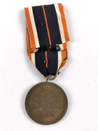 Kriegsverdienstmedaille 1939 am frühen orangen Band,...