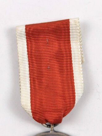 Medaille Deutsche Volkspflege am Band, Buntmetall