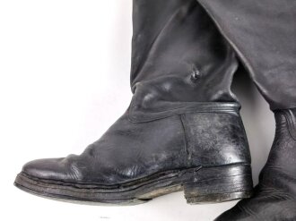 Paar Stiefel für Offiziere aus der Zeit des 2.Weltkrieg. Ungereinigtes Paar, Sohlenlänge 30cm