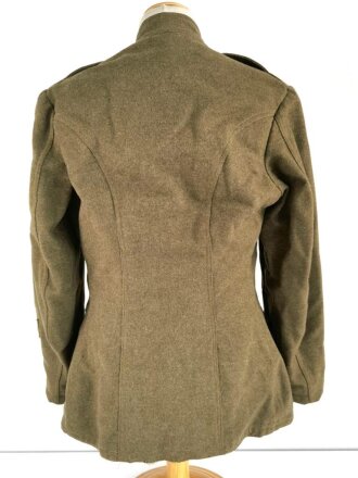 U.S. WWI wool service tunic. The soldier was an Engineer and part of the AEF in the 33rd Army Division. tunic made by "Leibowitz Brothers, Brookly New York 1918"