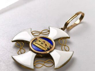 Orden der Krone von Italien, Komturkreuz, gold emailliert.  Sehr guter Zustand