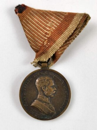 Österreich, bronzene Tapferkeitsmedaille, Bildnis Kaiser Franz Joseph, am Band