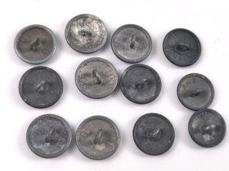 12 Stück Knöpfe für die Feldbluse der Wehrmacht, blauer Originallack ( 2 x Schulterklappe, 10 x Knöpfleiste und Taschen, gebraucht
