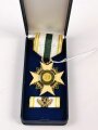 Deutschland nach 1945, Ehrenzeichen des Landesfeuerwehrverbandes Sachsen für  50 Jahre in Gold,  im Etui