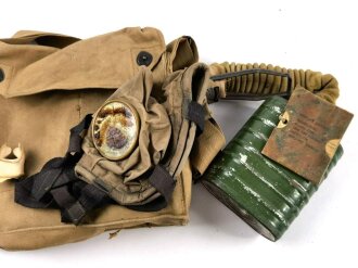 U.S. WWI,  gasmask in bag , model R.F.K. ( Richardson-Flory-Kops ) Mask and tube dryed out and defect, used