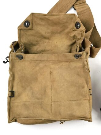 U.S. WWI,  gasmask in bag , model R.F.K. ( Richardson-Flory-Kops ) Mask and tube dryed out and defect, used