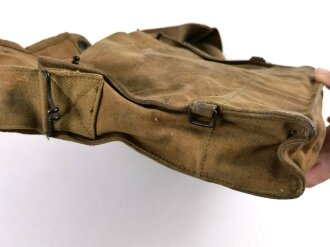 U.S. WWI,  gasmask in bag , model CEM ( Corrected english model) tube dry, mask good