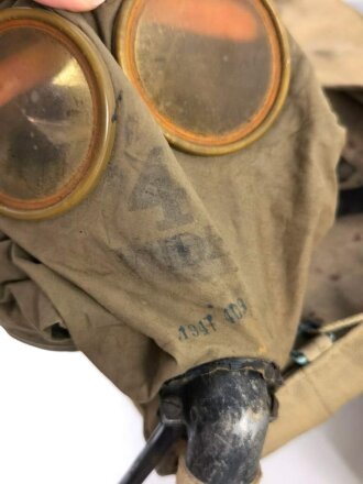 U.S. WWI,  gasmask in bag , model CEM ( Corrected english model) tube soft, mask soft but defect