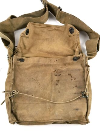 U.S. WWI,  gasmask in bag , model CEM ( Corrected english model) tube soft, mask soft but defect