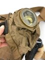 U.S. WWI,  gasmask in bag , model CEM ( Corrected english model) tube soft, mask ok, bag devider defect