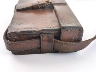 U.S. WWI,  Artillery "Angle of site instrument Model of 1917"  in leather case. Due to U.S. gov. records about 4300 of these were produced and delivered to the Western Front in 1918 ( www info )