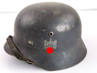 Heer, Stahlhelm Modell 1935. Gemäß Vorschrift...