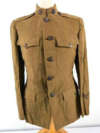 U.S. WWI, service tunic for a member of the 32nd Infantry...