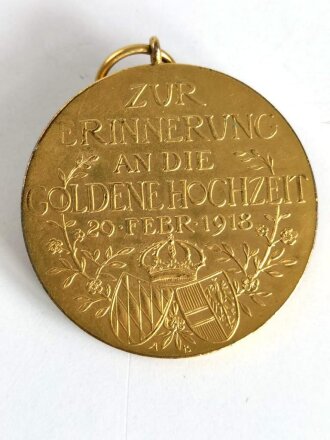 Bayern,  Medaille "Zur Erinnerung an die goldene Hochzeit 20.Febr.1918" vergoldet und mit tragöse versehen