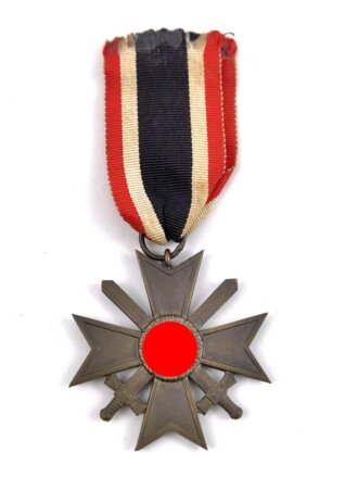 Kriegsverdienstkreuz 2. Klasse 1939 mit Schwertern am Band, dieses mit Kleberesten, Buntmetal