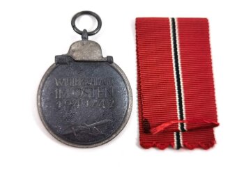 Medaille " Winterschlacht im Osten " mit Verleihungstüte, diese Rückseitig mit Hersteller " Walter & Henlein, Gablonz " gestempelt