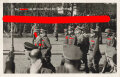 Ansichtskarte "Der Führer bei der Parade auf der Ringstraße"