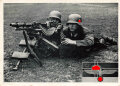 Ansichtskarte "Wehrmachtangehörige mit Maschinengewehr"