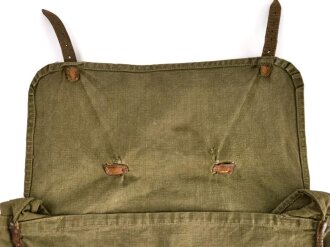 Kleidertasche 31 der Wehrmacht, als Feldpost Versandtasche verwendet