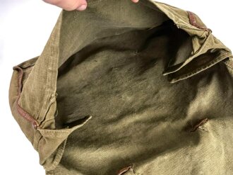 Kleidertasche 31 der Wehrmacht, als Feldpost Versandtasche verwendet